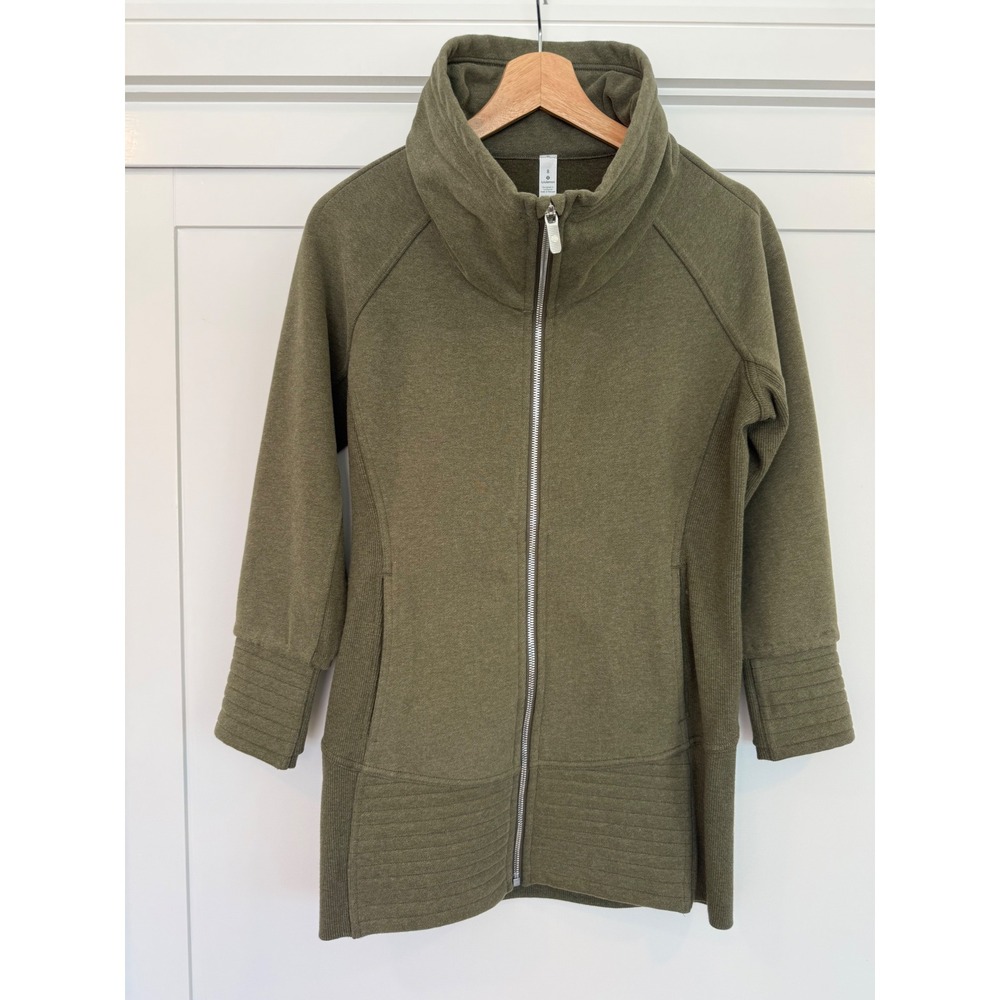 Lululemon Radiant Jacket Olive Green 3/4 Sleeve Full Zip Funnel Neck-  Size 8